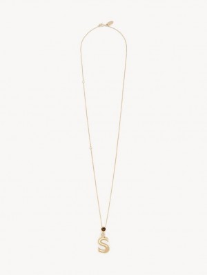 Chloe Alphabet With Pendant Halskæder Guld | CHE-SR14337