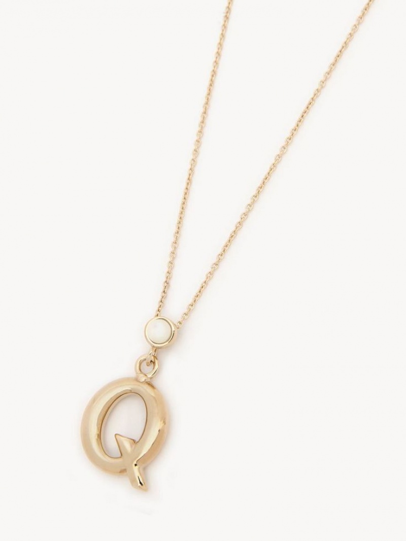 Chloe Alphabet With Pendant Halskæder Guld | CHE-SR14339