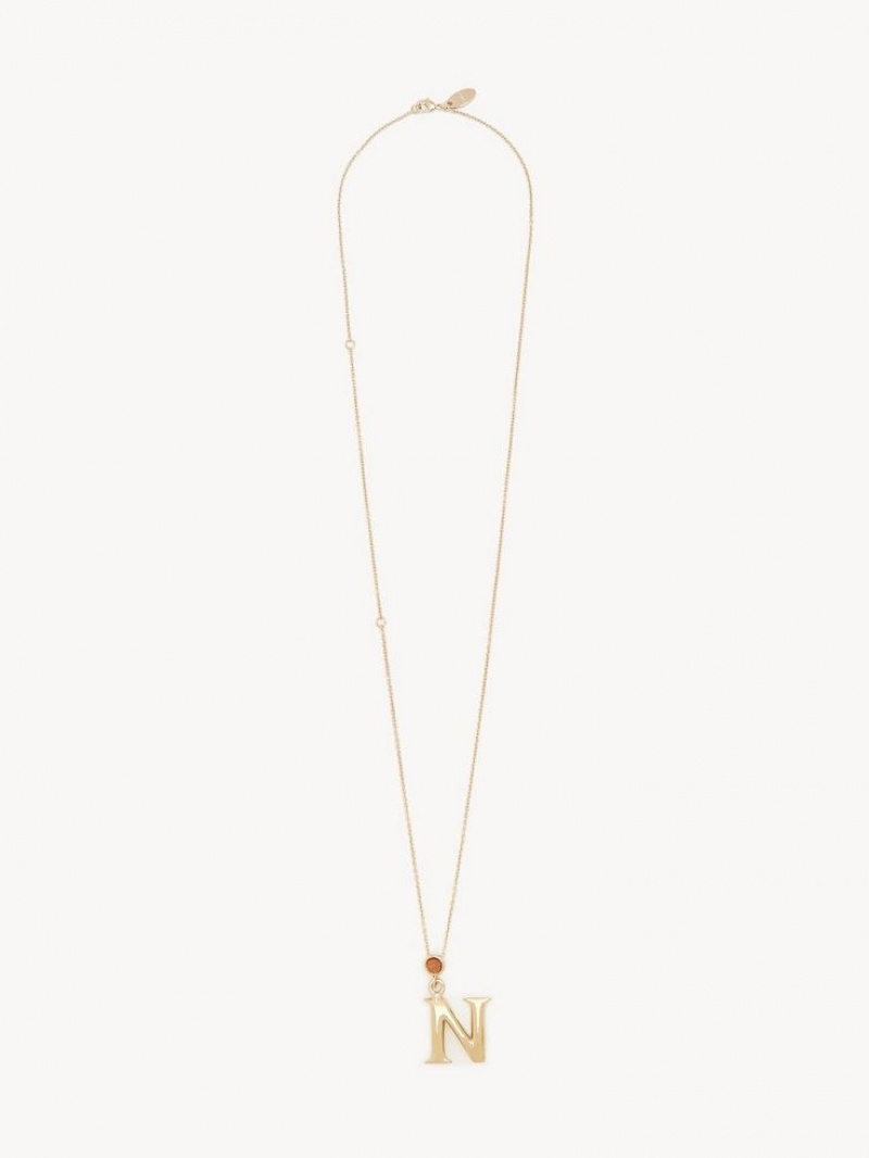 Chloe Alphabet With Pendant Halskæder Guld | CHE-SR14342