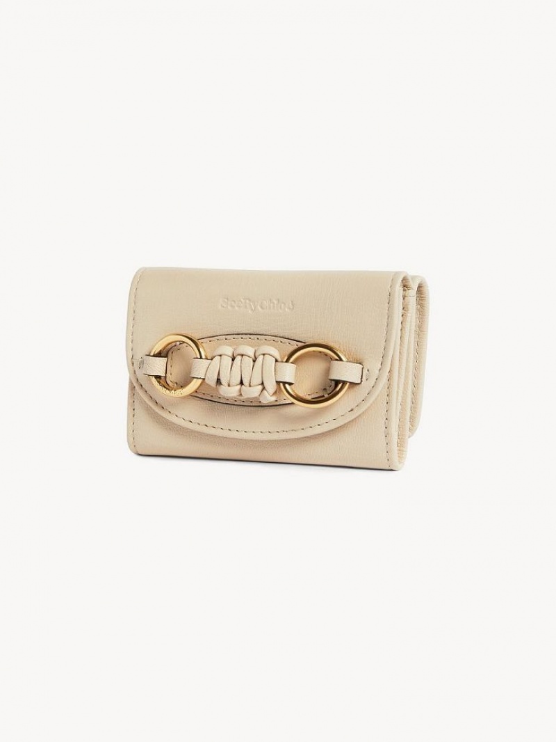 Chloe Saddie Medium Tri-fold Lille Pung Beige | CHE-SR14903